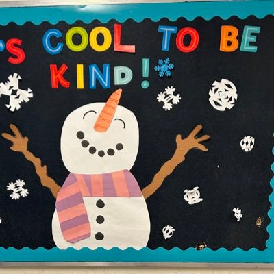 traylee71's profile picture. Parent, Teacher, Lifelong learner