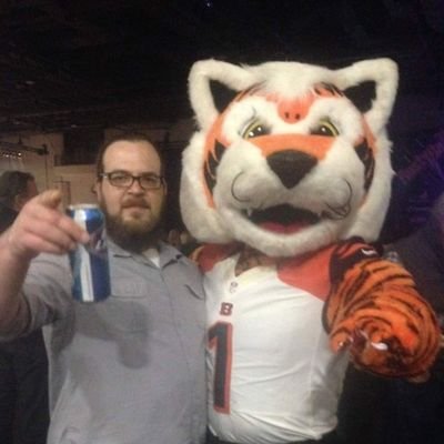 🐻 Christian, Father, Husband, Farmer, Constitutional Conservative. Bengals, Bearcats, Buckeyes, Reds enthusiast. 🐅🐯