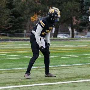 C/O 25’🇨🇦 26’🇺🇸| SS/CB/ATH🏈 | 6’0| 185 lbs | 438-927-2316 | jeffkingtchakote8@gmail. 2023 tape: https://t.co/RbedCLAk7P click the lick for 2022 tape