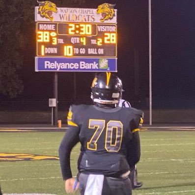 6’1/265Lbs/OL & DL/CLASS OF 2027/ 3.6gpa /squat 405 /powercling 205 /bench 235 /pine bluff ,Arkansas Watson chapel     E-mail : Bennettboy1.wb@gmail.com