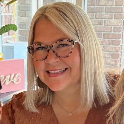Proud Wife, Mother to 3 beautiful daughters, Proud Superintendent of Jefferson Schools, Lady Dukes 17u 🥎 Coach,🥎,🏐,🏀&🩰Mom!🙌🏼