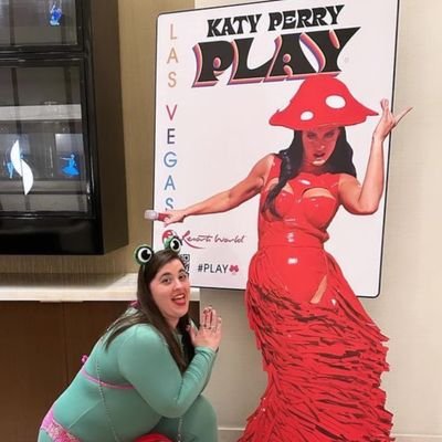 Katycat Since 08 🍄🐸🦋| Renee Rapp | Disney 🐭🏰 | Broadway 🎭| Comics 💥| LQBTQIA+🌈| Artist 🎨| Music 🎶 | Foodie 🧑🍳| Nerd 🤓
