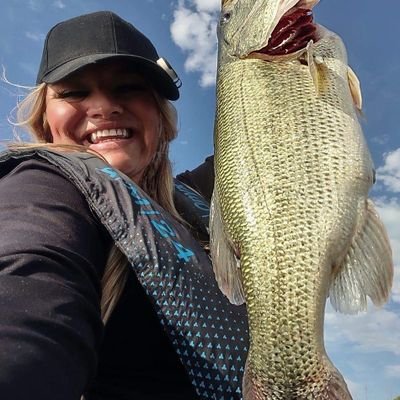 Professional Kayak Angler, Graphics Girl, Social Media Strategist, Podcast Host of Bass Fishing Dad's, Tournament Angler, I♥🎣 & ❤ The Lord ✝️!