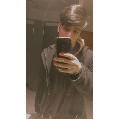 Alanr01_'s profile picture. .