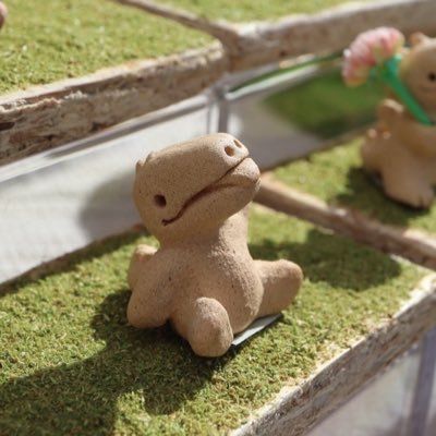 385_kara's profile picture. 制作記録とたまに告知します。 ノンキな顔をした恐竜を作っていたりします。