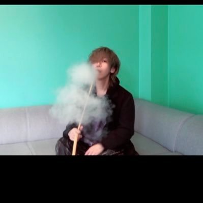 daaaa720's profile picture. team年齢不詳。シーシャ屋店員。 俳優業と執筆活動してます。 @lanature_shisha @shisha_lafemme @shisha_exhale