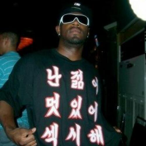 hey men wassup! i'm powerful black man! can you feel north american black powers?!