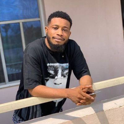 AMaliqqqqq's profile picture. small town boy
zlatan ibile die-hard fan