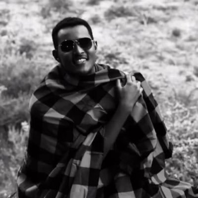 latiphYarow's profile picture. A contented and Hopeful citizen of the World