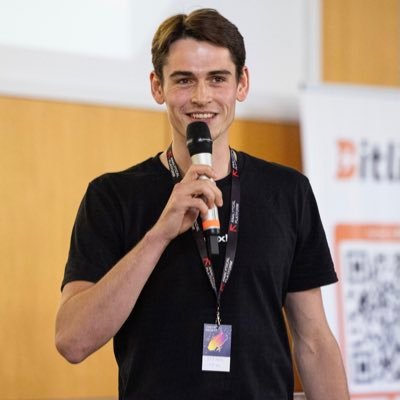 Social media - @vexl 😎 | Helping others to understand importance of non-KYC #Bitcoin| Profi basketball player ➡️ @stepanborovka ⛹🏻♂️