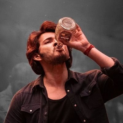 Chandu_k1999's profile picture. sunset are proof that endings can be beautiful :)