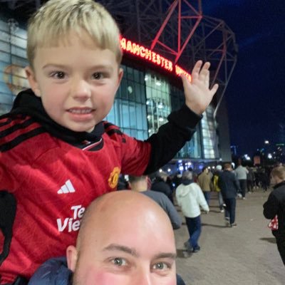 T1mbo22's profile picture. 