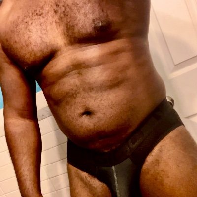 PIPE HIT DEEP!
235 pounds of Teddy Bear And heavy dick!
Not responsible for any long term organ shifting that occurs, sign this waiver to enjoy this ride!