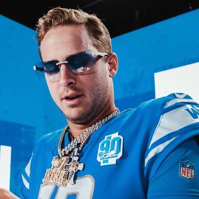 HelenaMae1318's profile picture. Wife, mother, Detroit superfan, Potter Head, pothead, pro-choice, LGBTQ+ advocate #OnePride #IStandWithUkraine