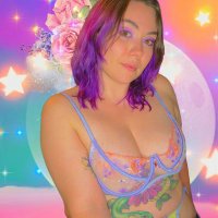 Rosie Rae(@R0SI3RAE) 's Twitter Profile Photo