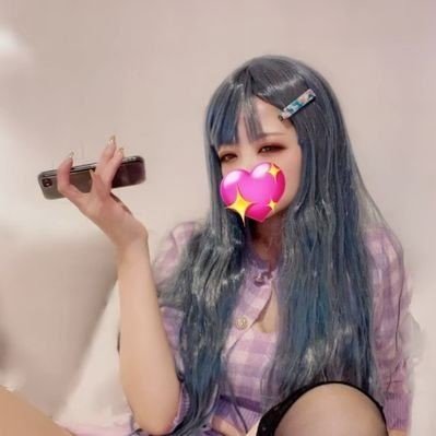 narumi186462's profile picture. 酔うと誰とでも寝る人妻です。ゆっくり奥まで突かれるとすぐイきます。最低3回は出してもらいたいです。よろしくお願いします。