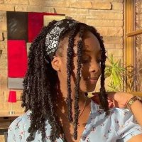 Lucy Williams (@lucy_essays1) 's Twitter Profile