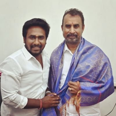 😍
AIADMK😍
#KING_OF_KONGU
#தீரன்_சின்னமலைக்_கவுண்டர்