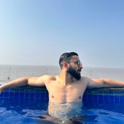 stoner_ved's profile picture. 