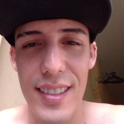 GaryBarsa's profile picture. Caminante venezolano radicado en Ecuador, amante de la gastronomía Latinoamericana
Con afición a el animé y cultura oriental