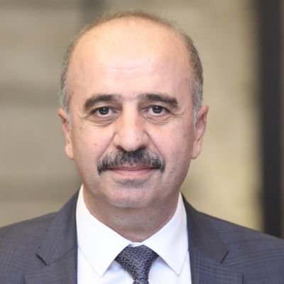 Elektronik mühendisi,
Türk Mühendisler Derneği Genel Başkanı,