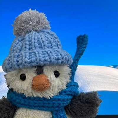 BRoyal19495547's profile picture. _