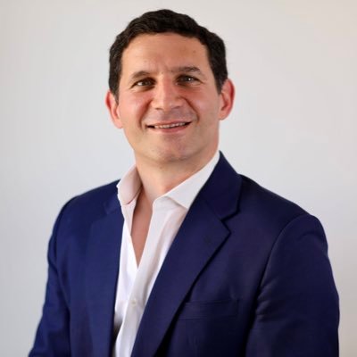 Global Macro Strategist, Central bank watcher, EBconomist. Head of Rates Strategy@ASR. Fmr Chief Currency Strategist and Head of Global Macroeconomics at Citi.