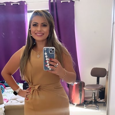 Mãe de Sabriny e Sophya Fiscal de Vigilância Sanitária do estado do Amapá Graduada e Especialista em Gestão em Saúde. Epidemiologista de Campo/Fiocruz N.I