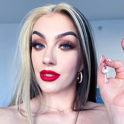 GoddessGraysin's profile picture. sadistic & spoiled rotten ⛓️ @GraysinNeasa for shitposts
