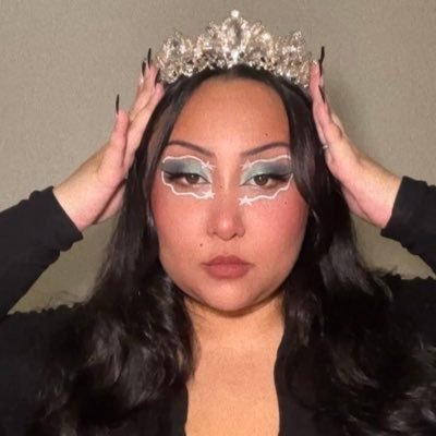 MEDIUMISA5BELLA's profile picture. 🔮 Psychic Medium 🃏 Tarot Reader 🧙‍♀️ Witch Spells & Manifestation Tips 📌 Making spirituality fun and easy!