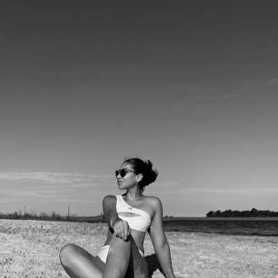 narellaorellana's profile picture. ✨