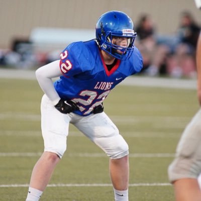 Mabie_22's profile picture. MHS 27’  (3.2) GPA🏈#22 MLB & RB 🏋️‍♂️185 Bench 335 Squat 315 Deadlift🏃100m, 200m, long jump