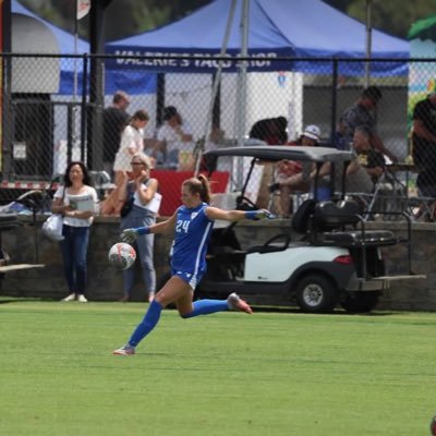 Mustang 07 ECNL #24 Goalkeeper Carondelet High school ‘26 5’8’’ 140 lbs https://t.co/JrUZFEFCy4