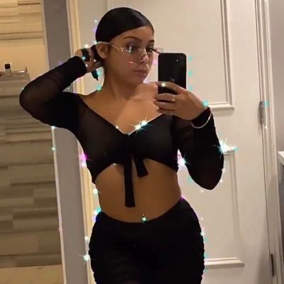 Malyssa95's profile picture. hacked at 60k