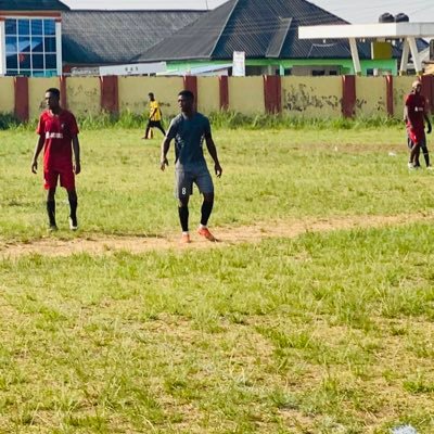 FOOTBALL LOVER⚽️ #Footballer⚽️#Music❤️#Wizkidfan.. Striving so hard to be Great 😊