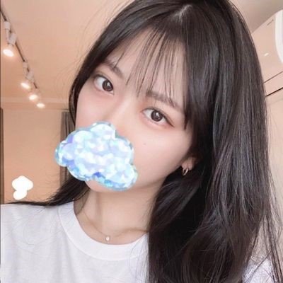 頼まれると断れないタイプ・おくちでしながらおぱい触るの大好き。フォローしてくれたら、あなたのペットになります。