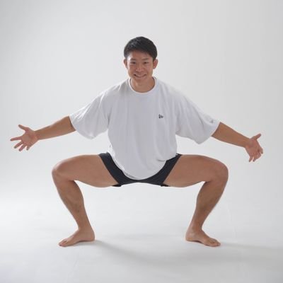 ・運動🏃×栄養🍛×メンタル🔥の解放コーチ・心身の健康と自己実現を強力サポート🤝
・ムーブメント指導,レスリング指導🏋️
・アスリートメンタルコーチング→心身を整え強くし過最高のパフォーマンス発揮,集中力向上,ゾーントレーニング🔥
ご依頼はDMで📩システム詳細はリンクから↓