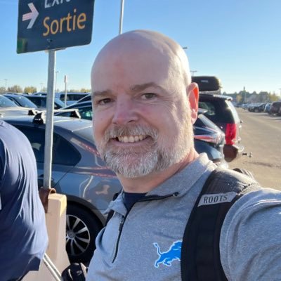 thatguymikereed's profile picture. 