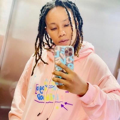 mac_devmb's profile picture. Software Engineer & Gamer 😎