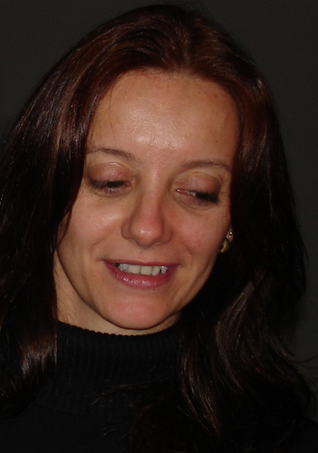 simoneloureiro9's profile picture. 