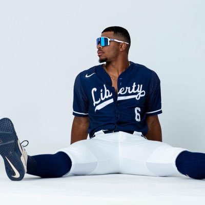 | @libertybaseball alum | 🇺🇸& 🇱🇨| R.I.P Moose 👼🏽🤞🏽