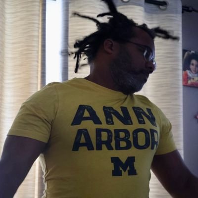 I'm Ronnie. Michigan & Eastern Michigan alum. Wolverines, Tigers, Wings, Lions, Pistons, and anime fan. I often express myself in Hello Kitty gifs (he/him/his)