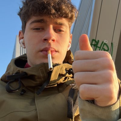 mantedid911's profile picture. ho un feat col klarens https://t.co/km10DVHR3B