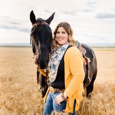 Dynamic and determined individual with a passion for rich life experiences! You can find me at a rodeo or the hockey rink in my free time. My tweets are my own.