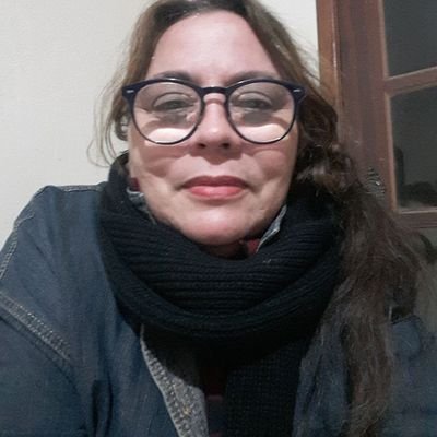 PraEdnav's profile picture. 