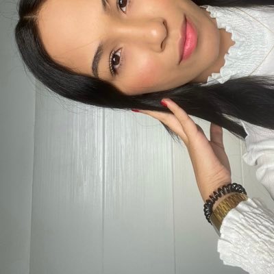 AnaLauraLopez_V Profile Picture