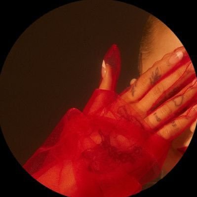 mercedesbanksx's profile picture. 