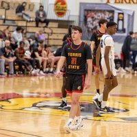 Ethan Erickson (@eazye2021) 's Twitter Profile Photo Ethan Erickson (@eazye2021) 's Twitter Profile Photo