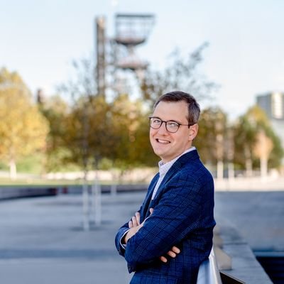 Head of @PKEE_Brussels office. Ex policy adviser on #energy #climate #industry to @JerzyBuzek - former #MEP & #EP President. Private account.