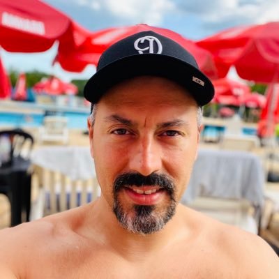 Arquiteto de Soluções / Technical Product Manager SAFe PMPO / .NET Dev enthusiast /Pai da Lidia e Sara / Corinthiano
